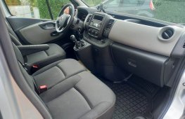 RENAULT TRAFIC PASSENGER - 9 míst