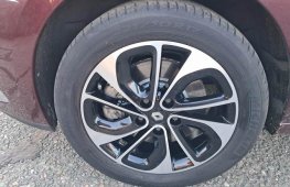 RENAULT GRAND SCENIC BOSE