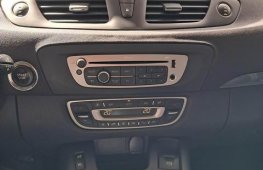 RENAULT GRAND SCENIC LIMITED